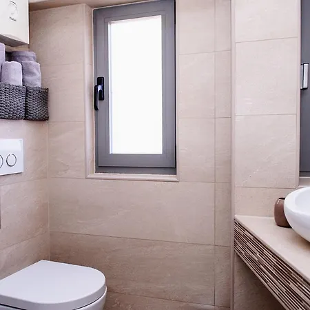 Holiday home Apartmani *